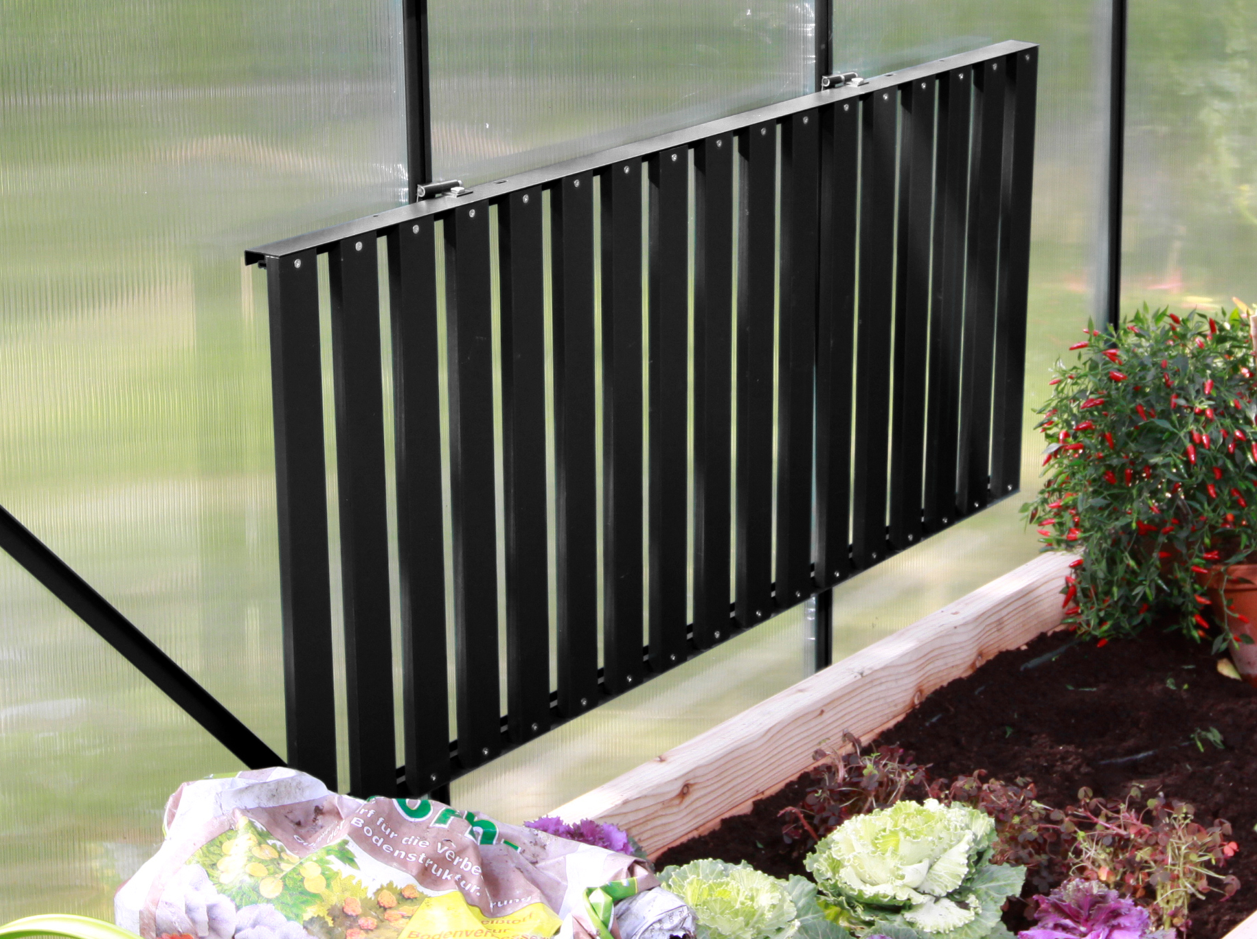 ZB_AbklappbarerAluTisch_schwarz_2602079_2 Alutisch, abklappbar, 120x56x81cm, schwarz