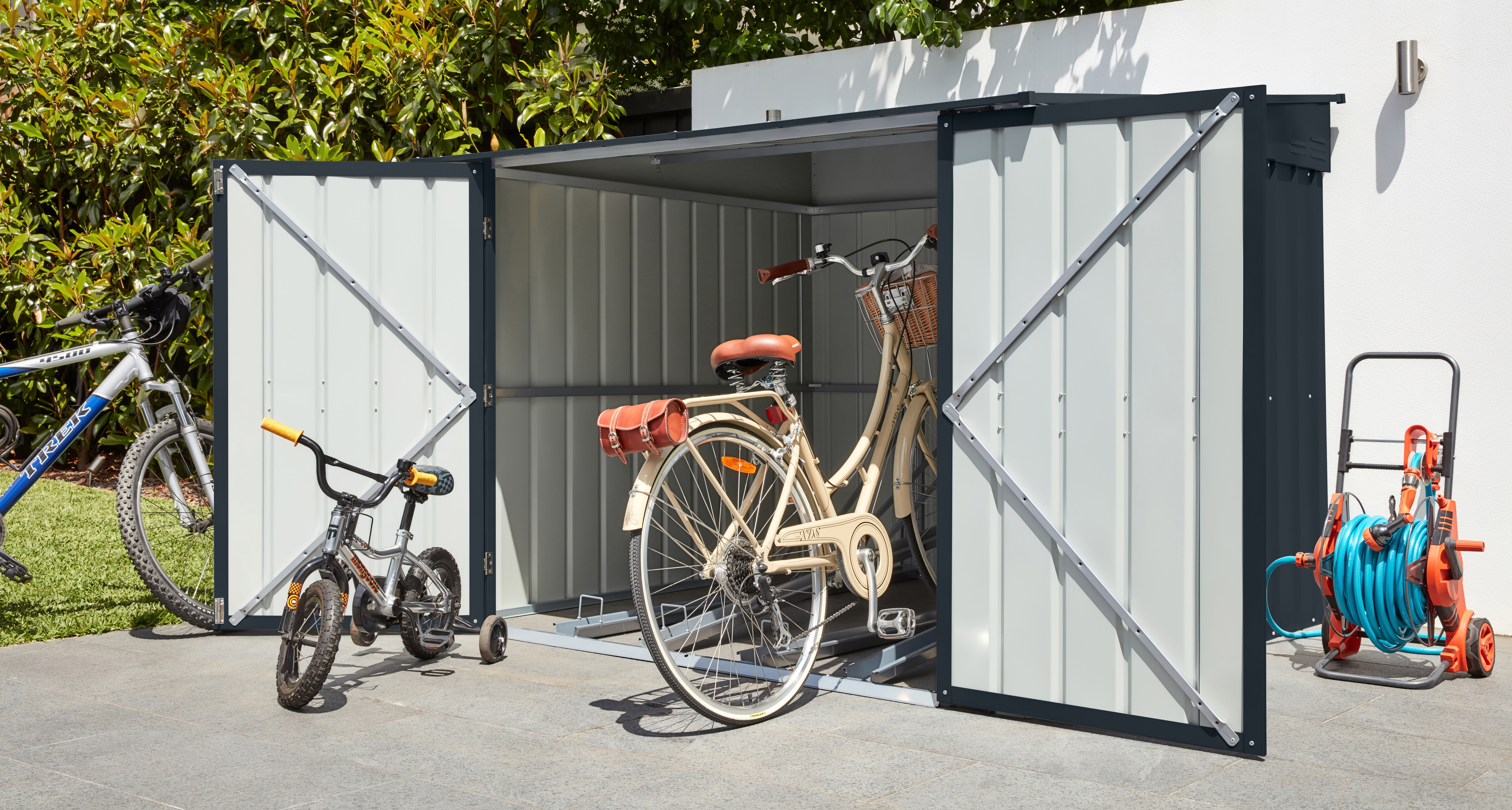 MGH_FahrradOase_Family_BIKEH_anthrazit_40003252_01 Fahrradhaus Fahrradoase "Family" - Bike locker 6x6 (4 bikes)