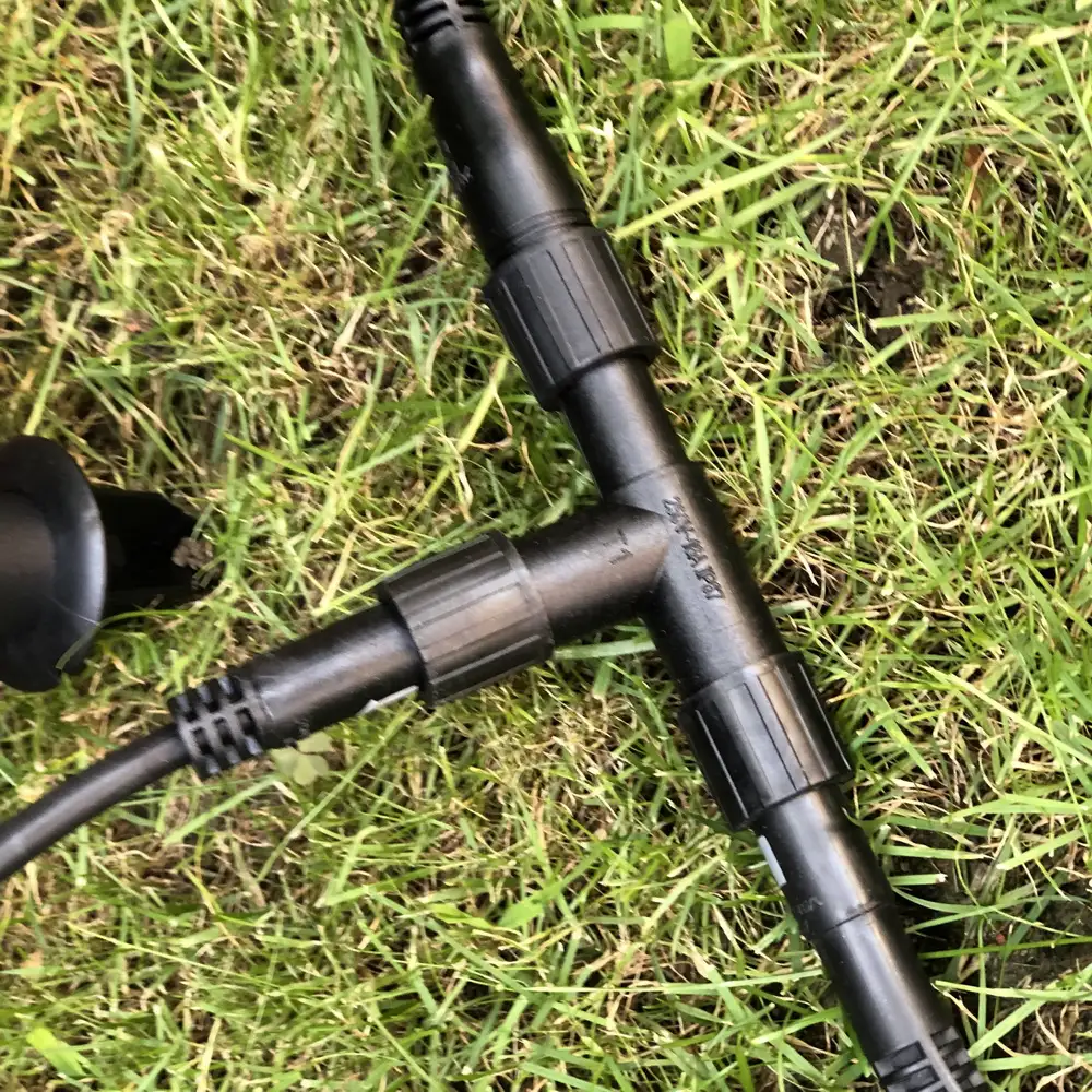 Steckverbinder 230V wasserdicht • Kabelverbinder mehrere Ausgänge schwarz • IP67 Gartenbeleuchtung Steckverbinder 230V wasserdicht • Kabelverbinder mehrere Ausgänge schwarz • IP67 Gartenbeleuchtung