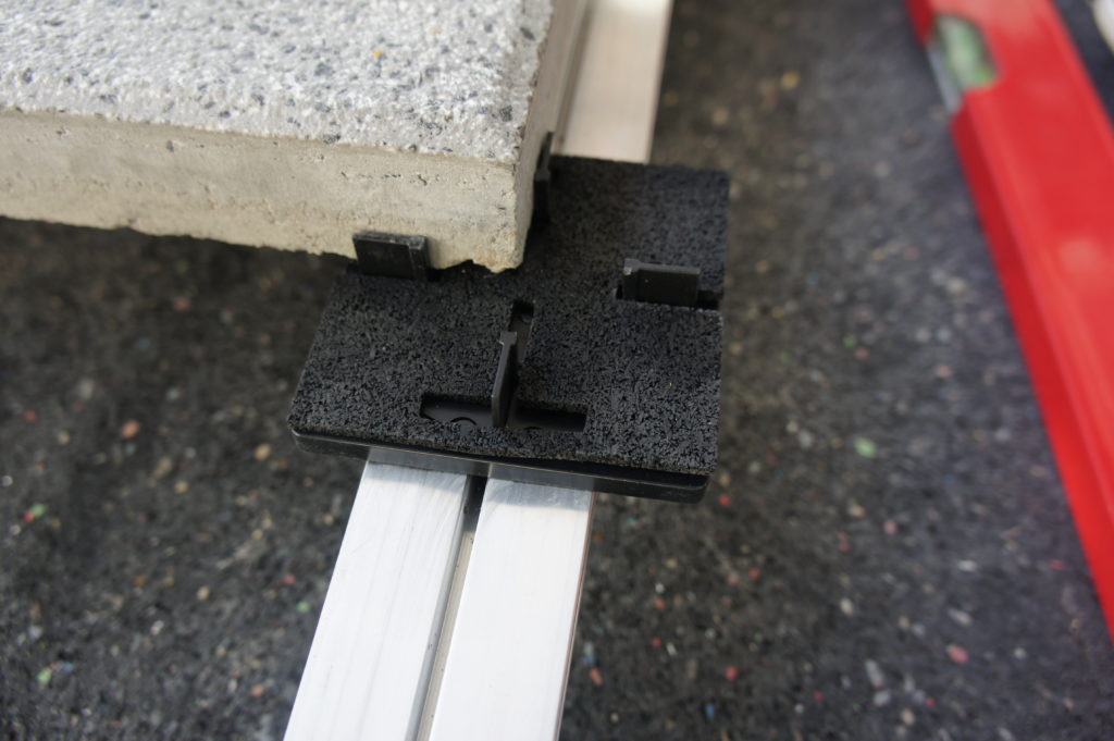 16-Kopie-1024x681 Plattenhalter-Set für Alu-Profile ecofix Komplett-Set inkl. Bohrschraube & Pad