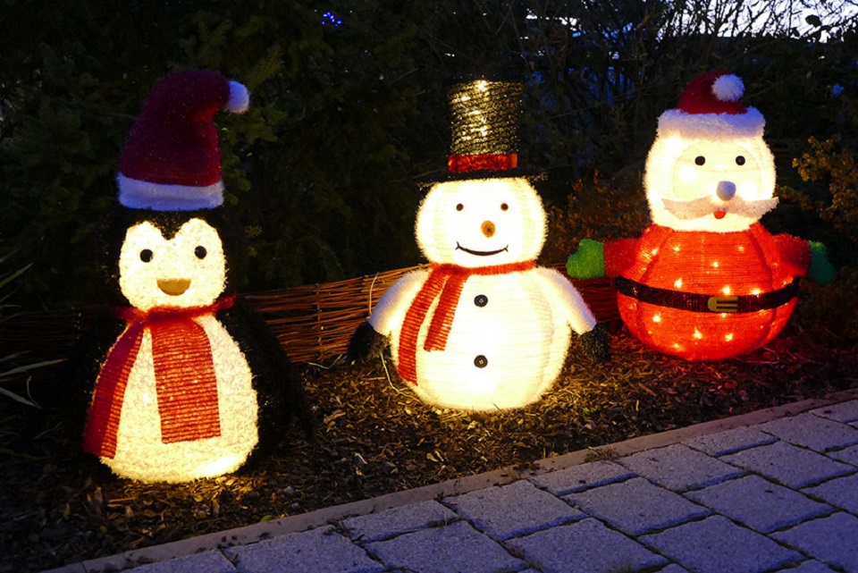 alle-dreiz0O55UlcFgfyf Weihnachtliche Gartenfigur Beleuchtete Figur LED warmweiß Weihnachtsdeko