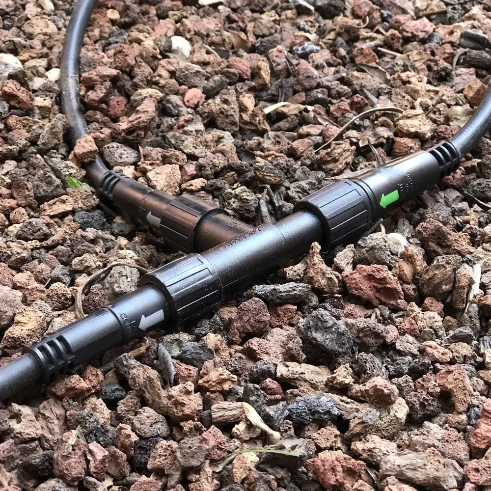 Steckverbinder 230V wasserdicht • Kabelverbinder mehrere Ausgänge schwarz • IP67 Gartenbeleuchtung Steckverbinder 230V wasserdicht • Kabelverbinder mehrere Ausgänge schwarz • IP67 Gartenbeleuchtung