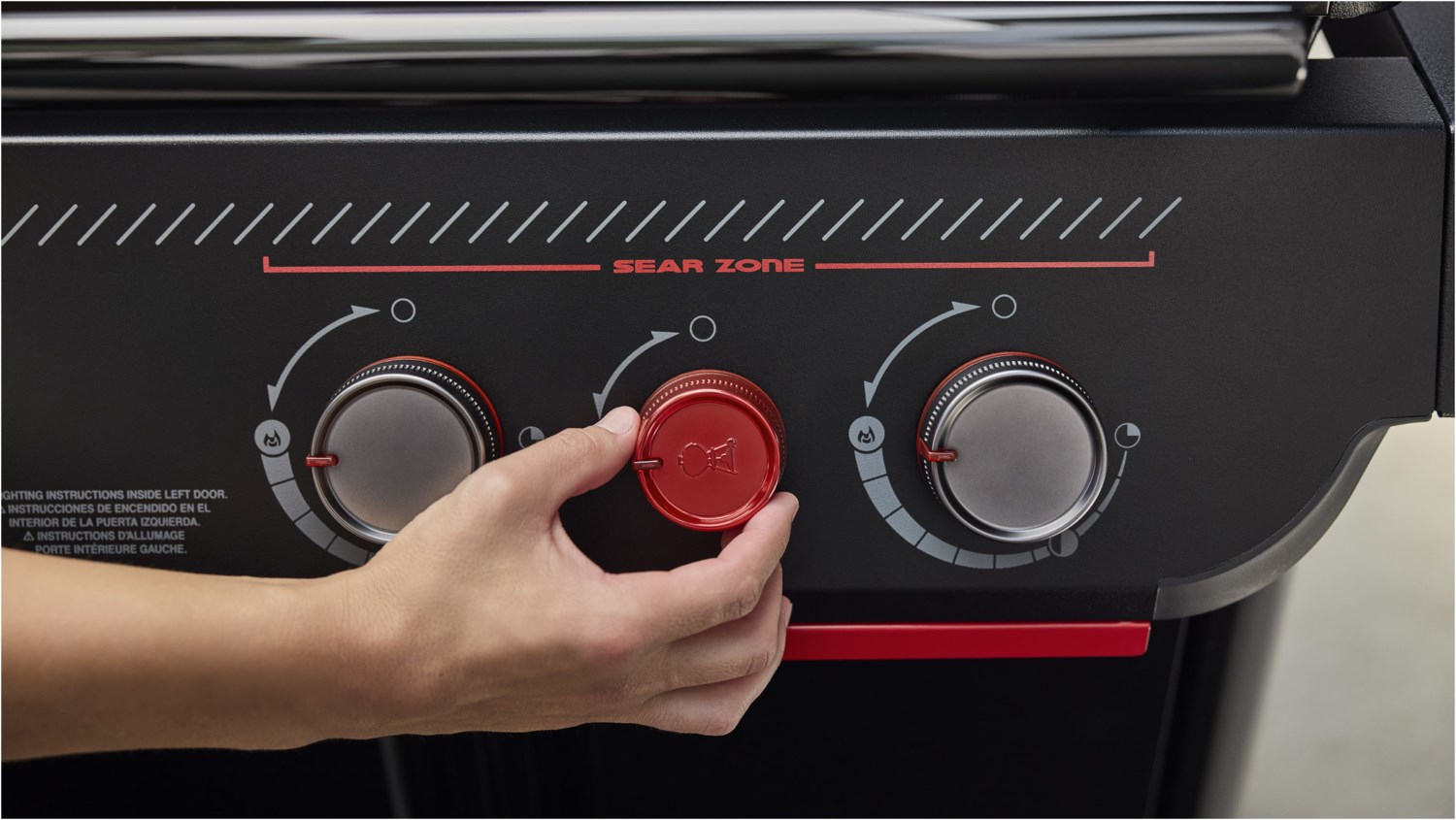 Weber Genesis Stealth E-330WR Gasgrill mit Drehspieß & Sear Zone