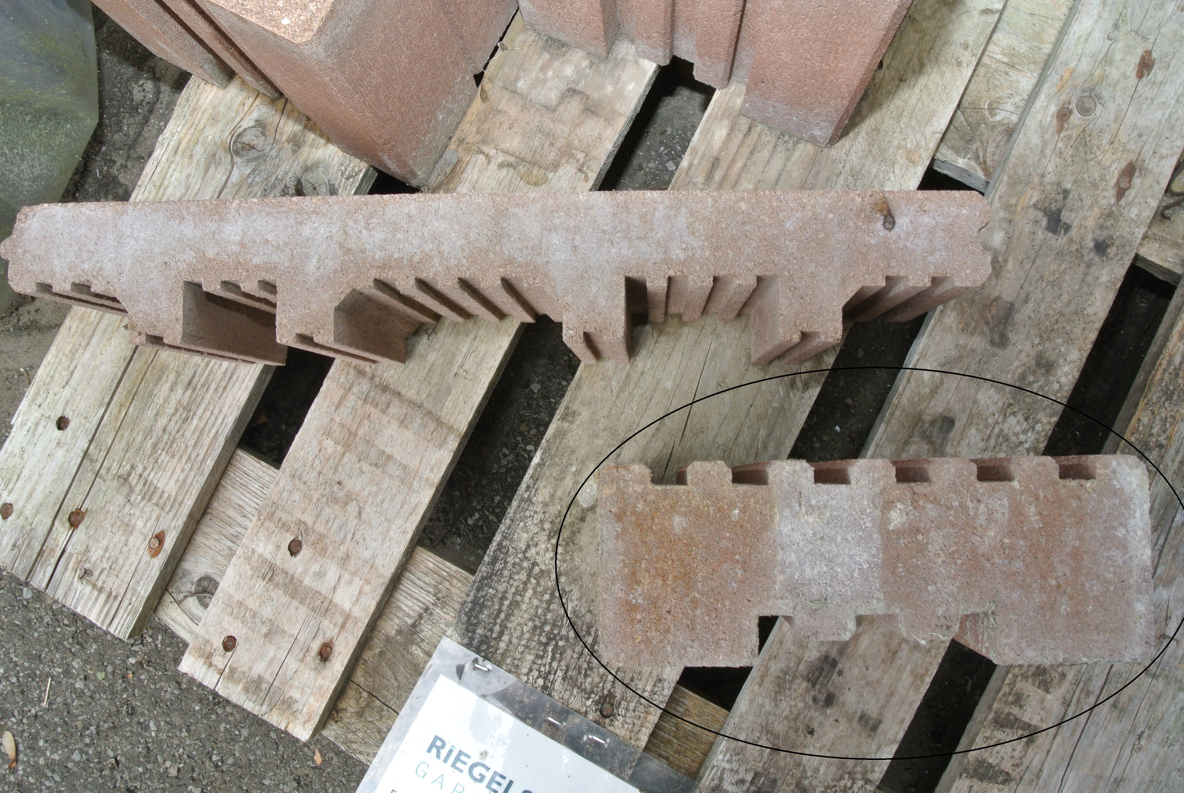 Fundamentstein-klein Beton Fundamentstein 22x22x8 cm