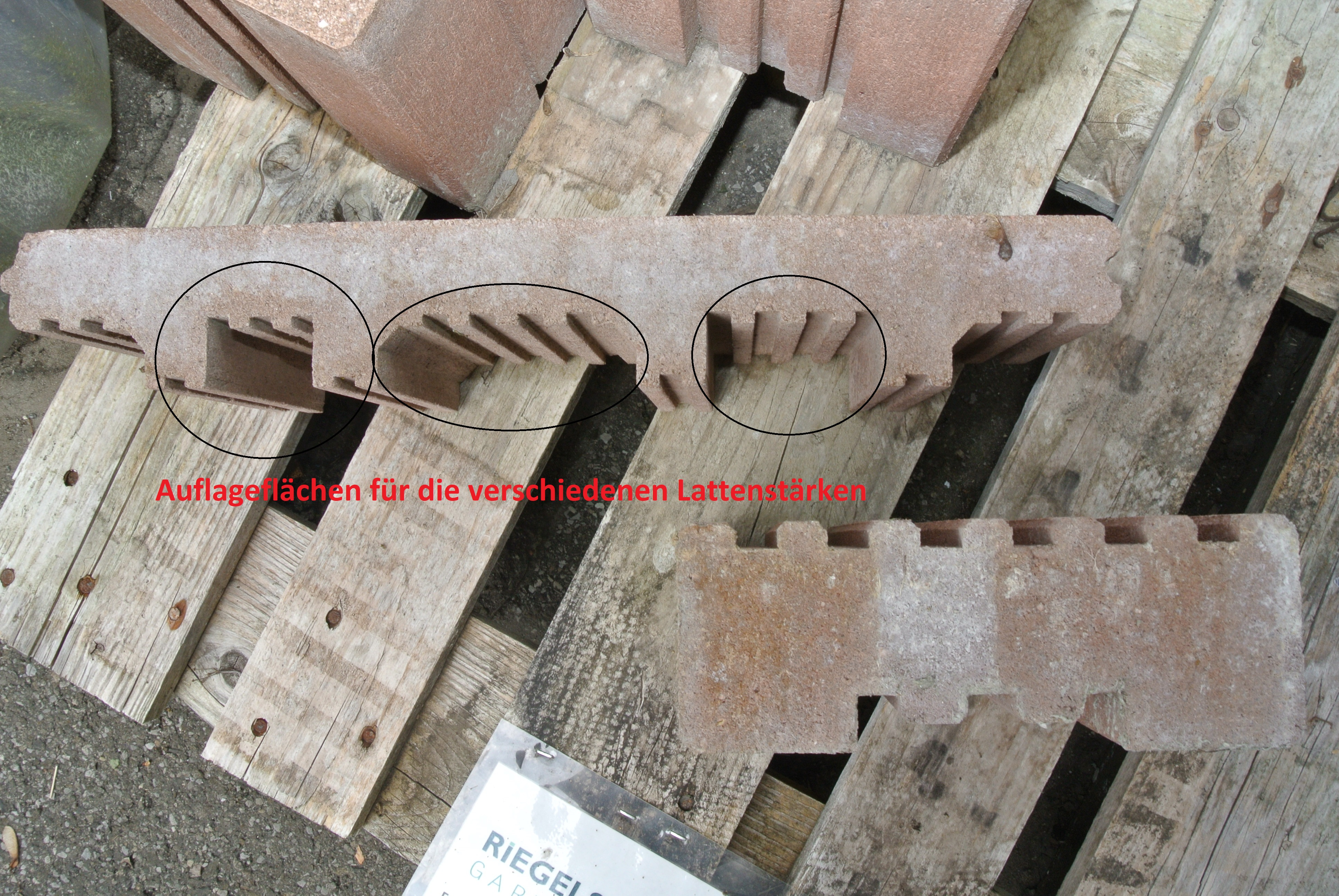 Fundamentstein-gross-Holzabstande Beton Streifenfundamentstein 15x8x50 cm