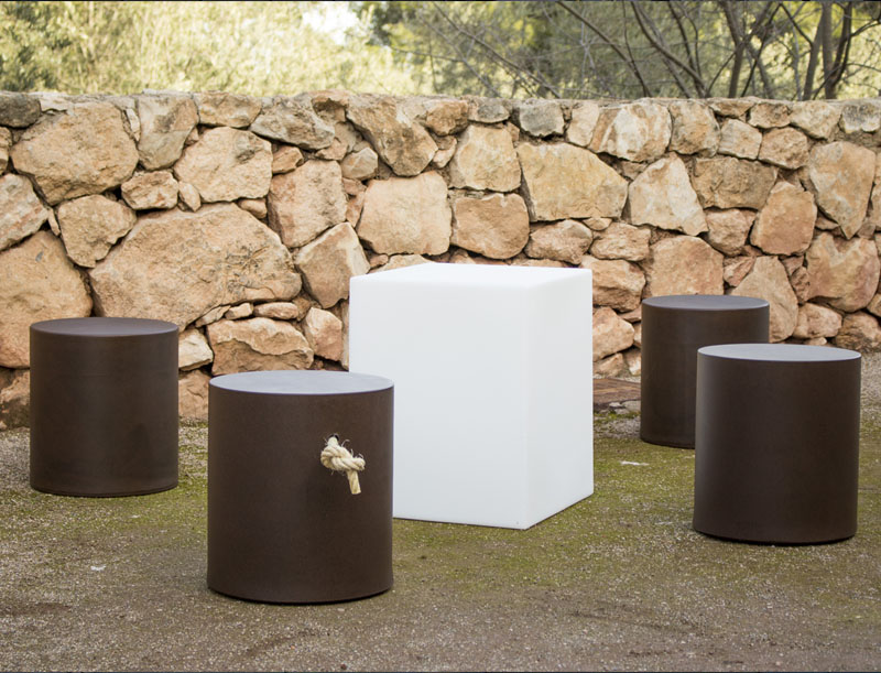 CUBY SOLAR SMARTTECH Weiß Leuchtwürfel LED Beleuchtung RGBW solarbetrieben mit Fernbedienung