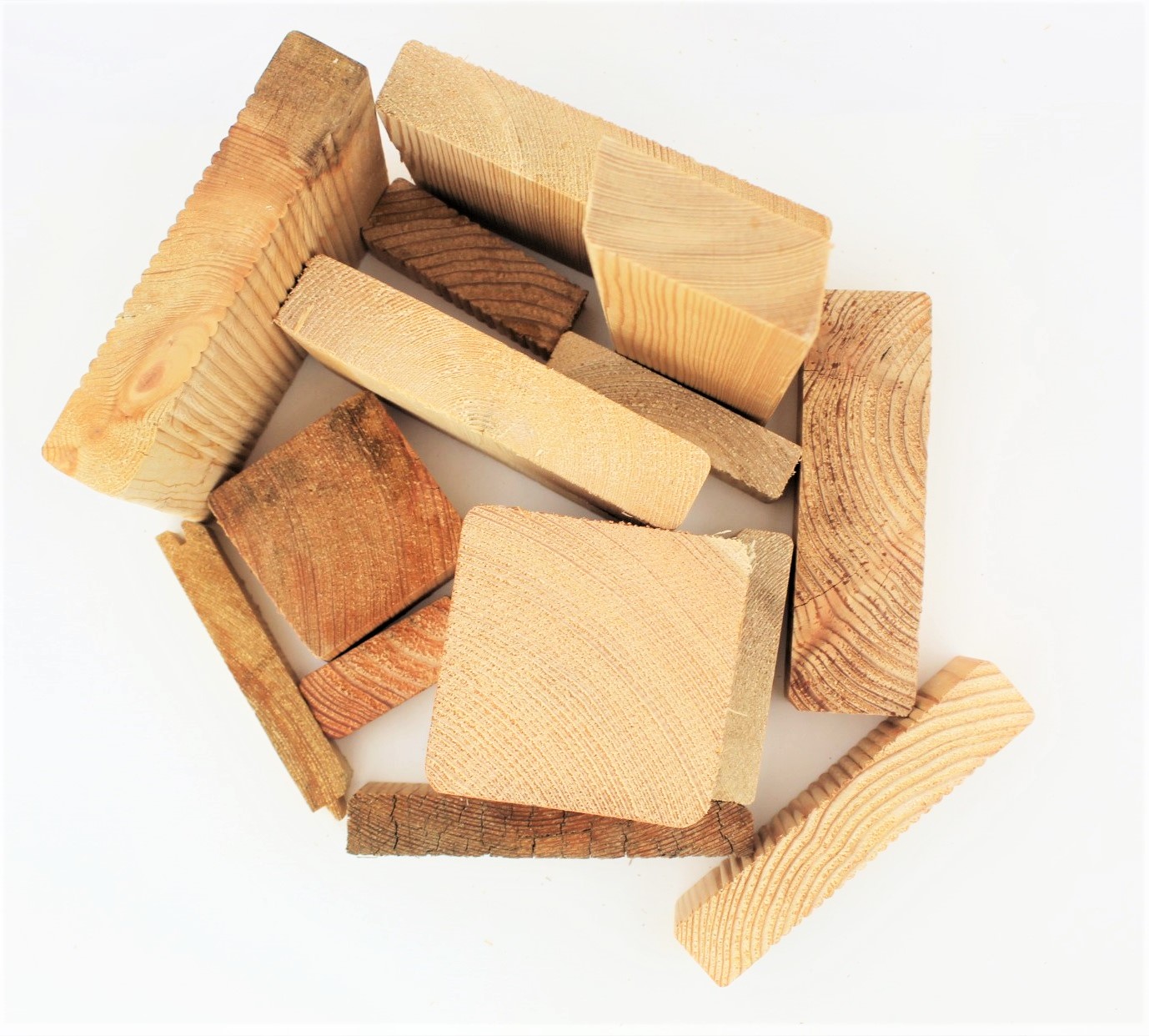 Brennholz Kaminholz Nadelholz für Kaminofen Lagerfeuer Feuerschalen ofenfertig staubfrei
