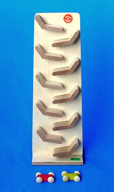 Beck 36 cm Kaskaden-Turm mit 2 Autos (braun) 20003