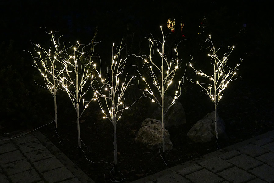 lichterbaueme-weiss-aussen Lichterbäume 120 cm 5er-Set Baum LED warmweiß Lichterkette mit Erdspieß außen