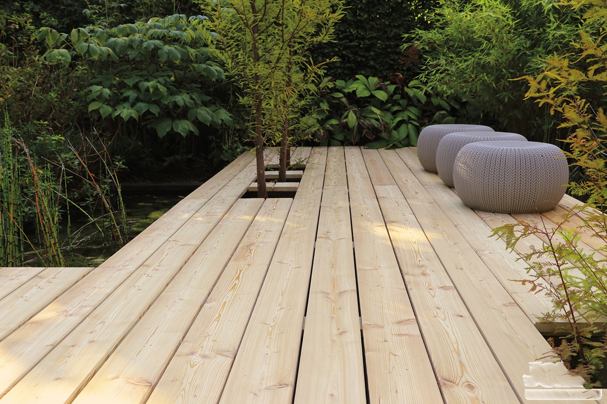A-terrasse_sib_lae_glatt_k1_ Massive Terrassendielen Lärche 45x142x6000 mm 4-seitig glatt Glattkantbohlen