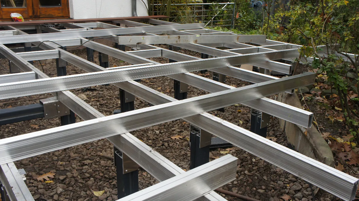 Alu-Schiene Unterkonstruktion Terrasse 38×45 mm - Länge 10 cm