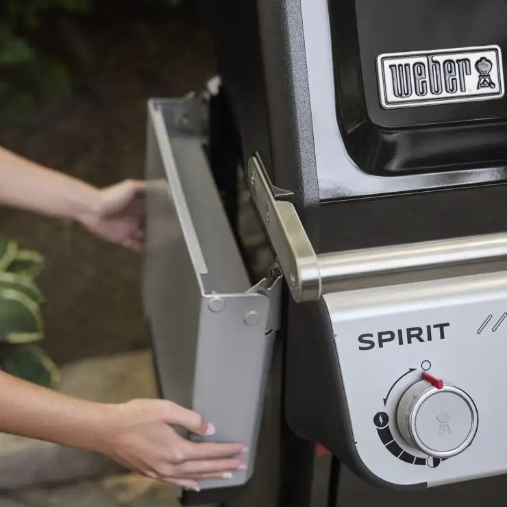 Weber Spirit E-325 GBS Black Gasgrill mit Sear Zone