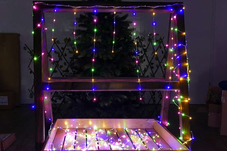 eisregen-lichterkette-aussen-bunt Eisregen Draht-Lichterkette 6m 450 Micro-LED bunt Weihnachten außen