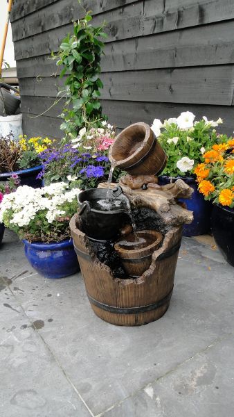 Ubbink Wasserspiel Portland Springbrunnen Set Holzfass Gartenbrunnen Brunnen