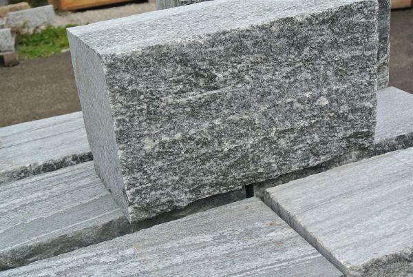 Gneis Mauerstein, Naturstein,gesägt und gespalten, 40 x 20 x 15 cm