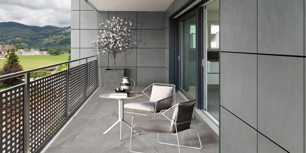 KERAMIKPLATTE ETNA LIGHT GREY 40x80x2 cm FEINSTEINUG MODERN 0,64 m², 2 STK. (Lagerartikel)